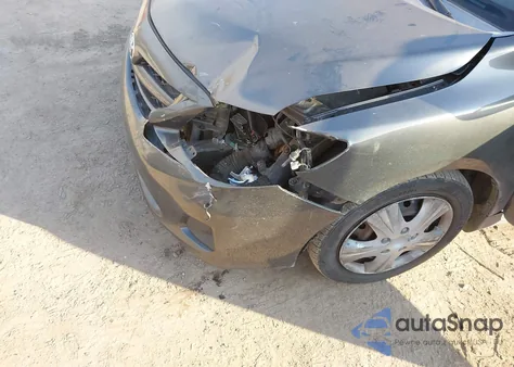 2012 Toyota Corolla Le z USA, uszkodzony, nr VIN 5YFBU4EEXCP010179